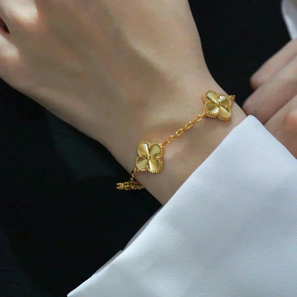[Camiery]Clover Laser  Pulsar Stone 5-Motif & LOVE Diamond-Paved Bracelet Stack Set